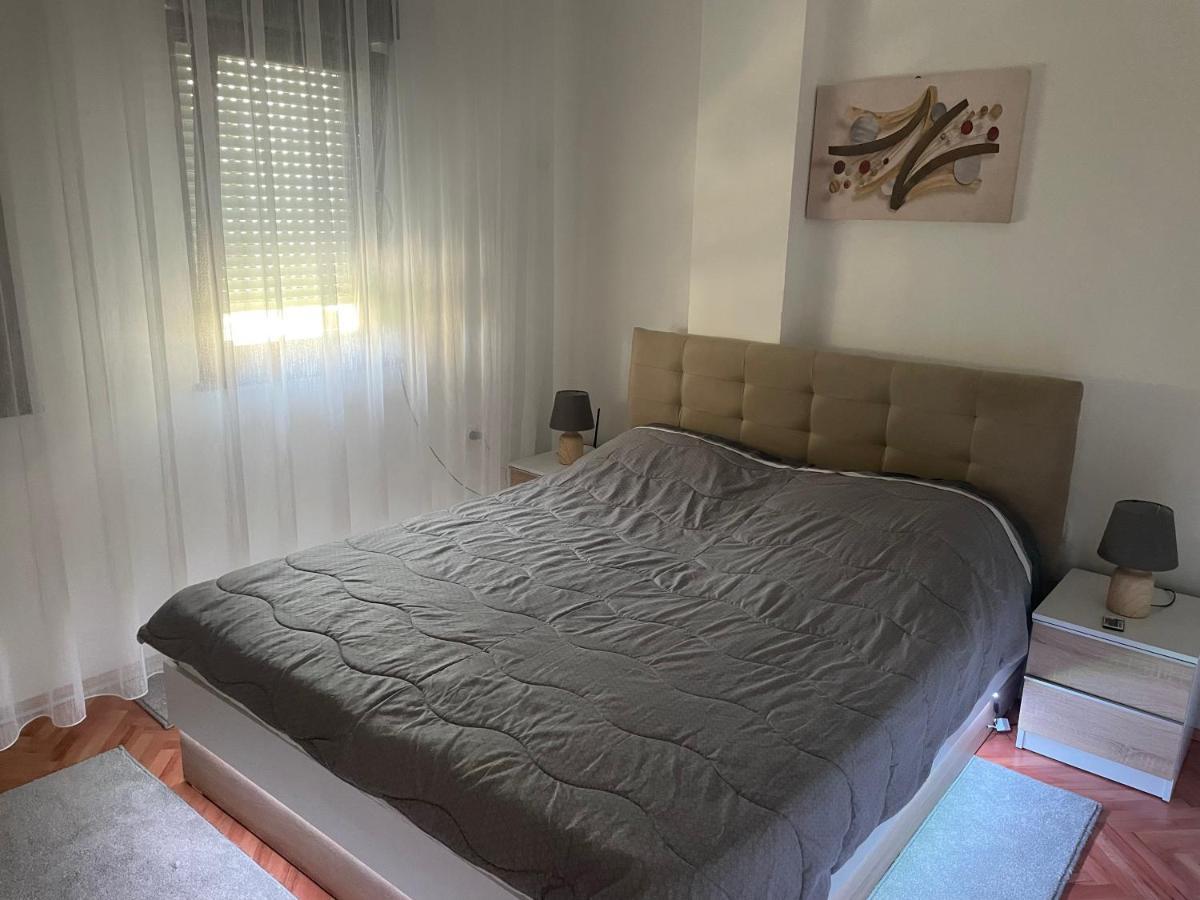 Modern Reality Apartment คูมาโนโว ภายนอก รูปภาพ